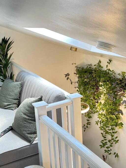 טראוברידג' Cosy Stylish Studio Apartment מראה חיצוני תמונה